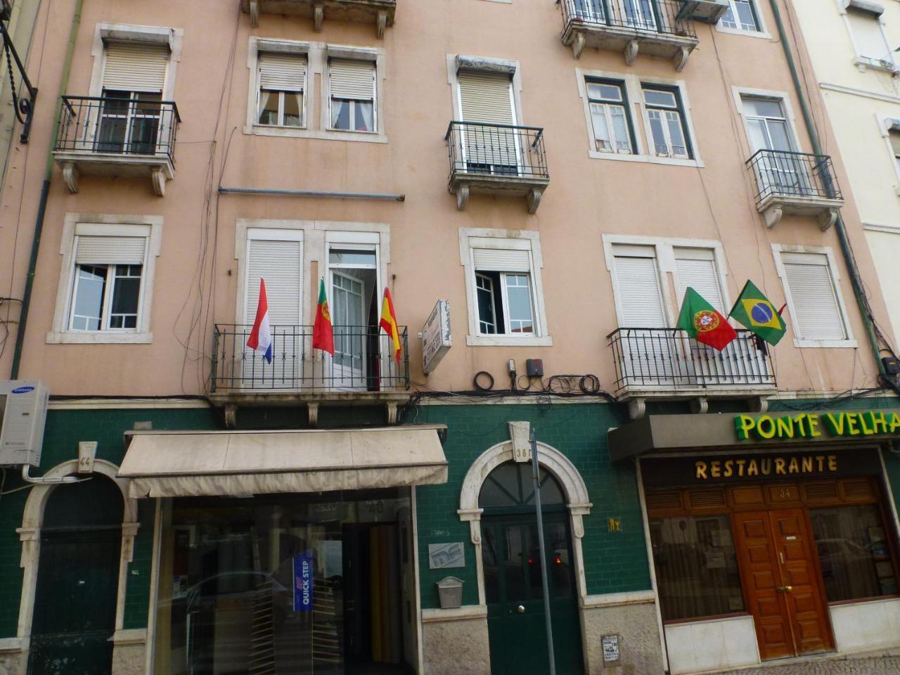 Hospedaria D. Damelio Lisbon Luaran gambar